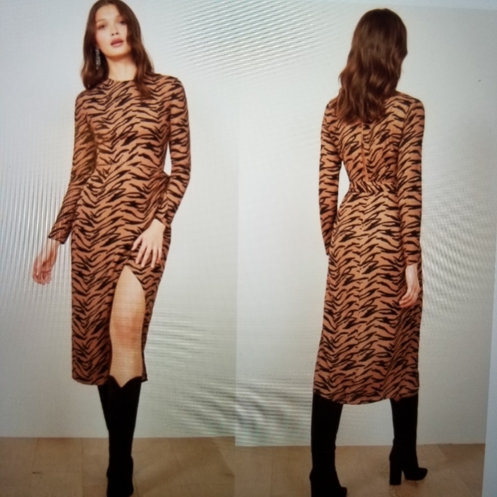 Reformation Msurita wrap midi dress